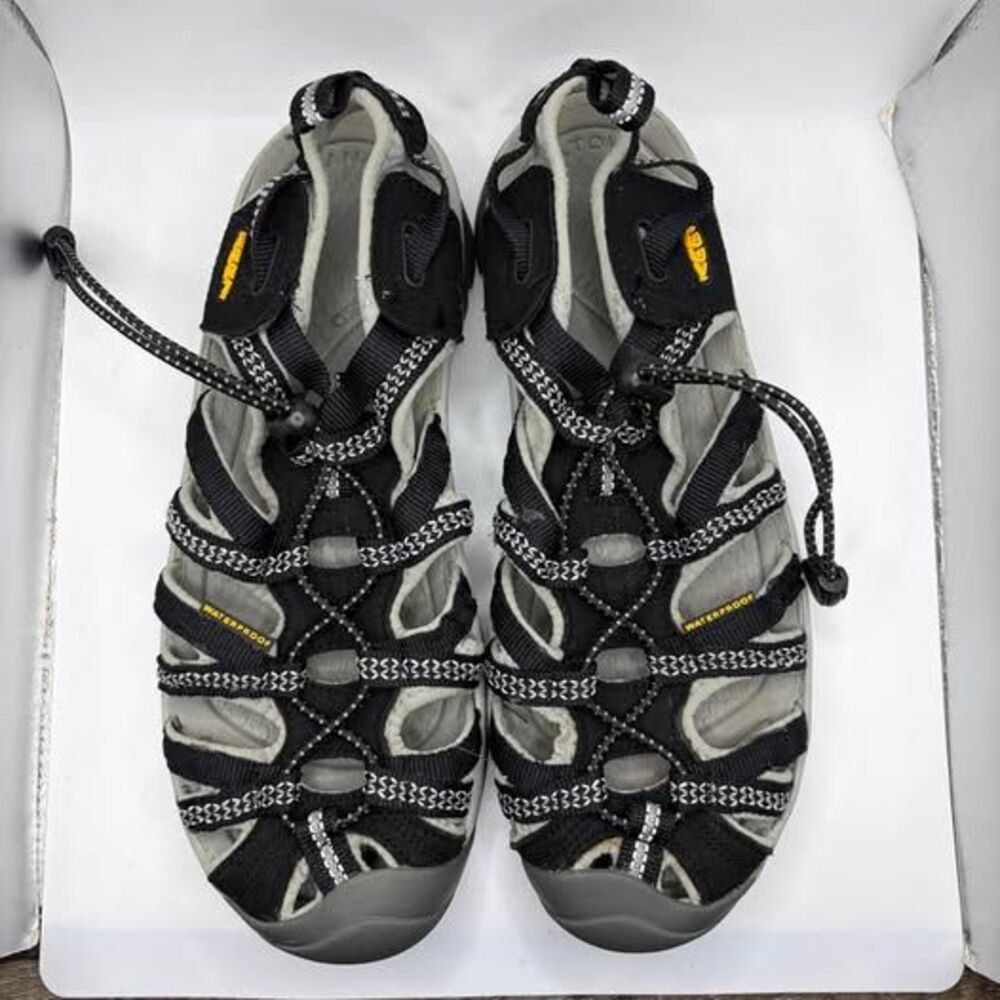 Women’s KEEN Waterproof Sandals Size 8